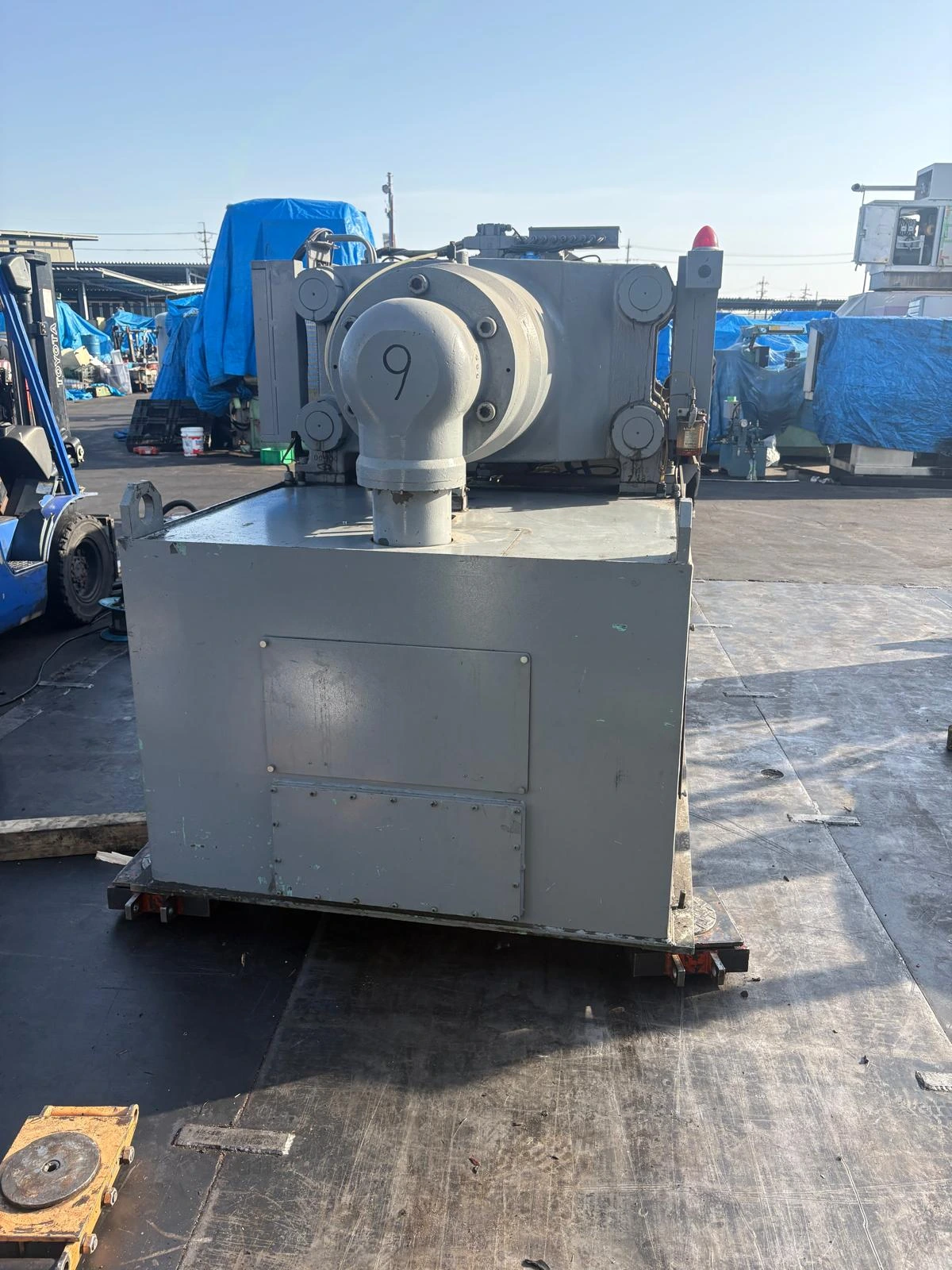 NISSEI DC 200 TON DOUBLE COLOUR - Image 3